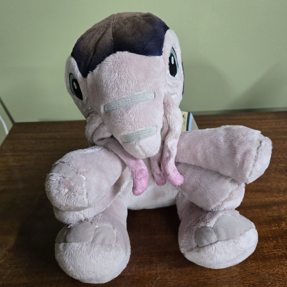 Disney - Pandora World of Avatar Tapirus Plush 11" Stuffed Plush Big Feet NWT - Picture 5 of 7
